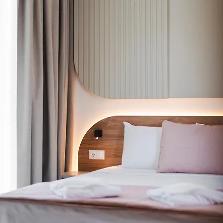 The Wave Hotel *